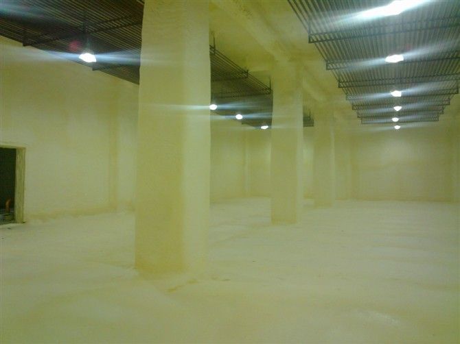 聚氨酯喷涂.jpg